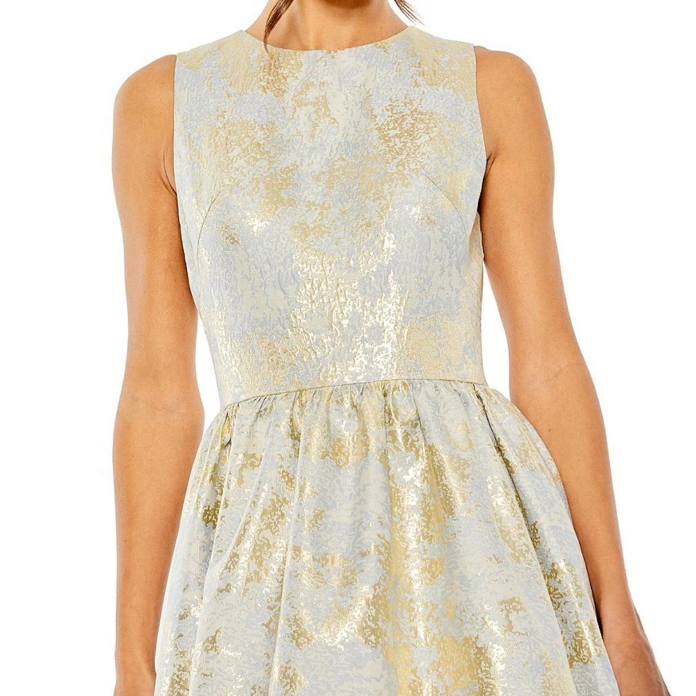Mac Duggal Gold High-Low Ruffled Gown - Picture 3 of 4